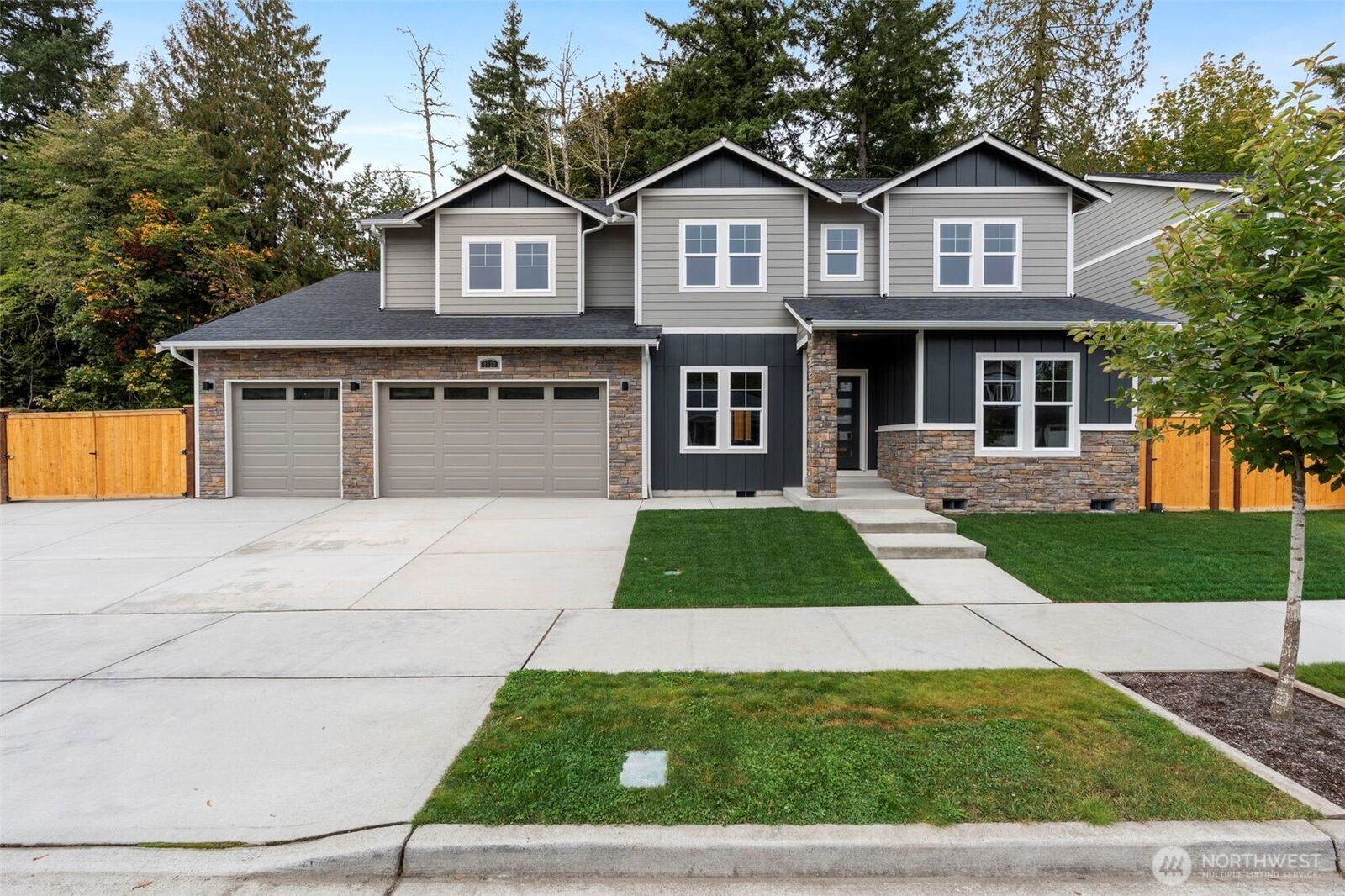 Property Photo: 6823 Kyodi Court SE WA 98501
