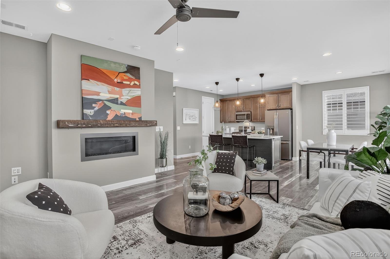 Property Photo: 5010 S Wenatchee Circle CO 80015