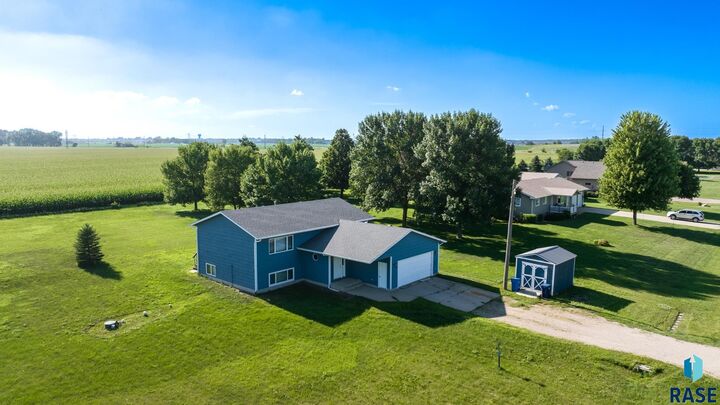 Property Photo: 26967 Elmen Pl SD 57108-8203