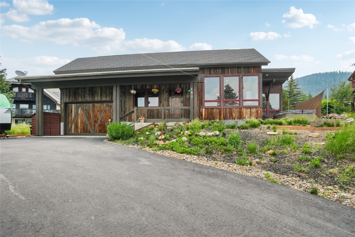 Property Photo: 152 Fairview Boulevard CO 80424