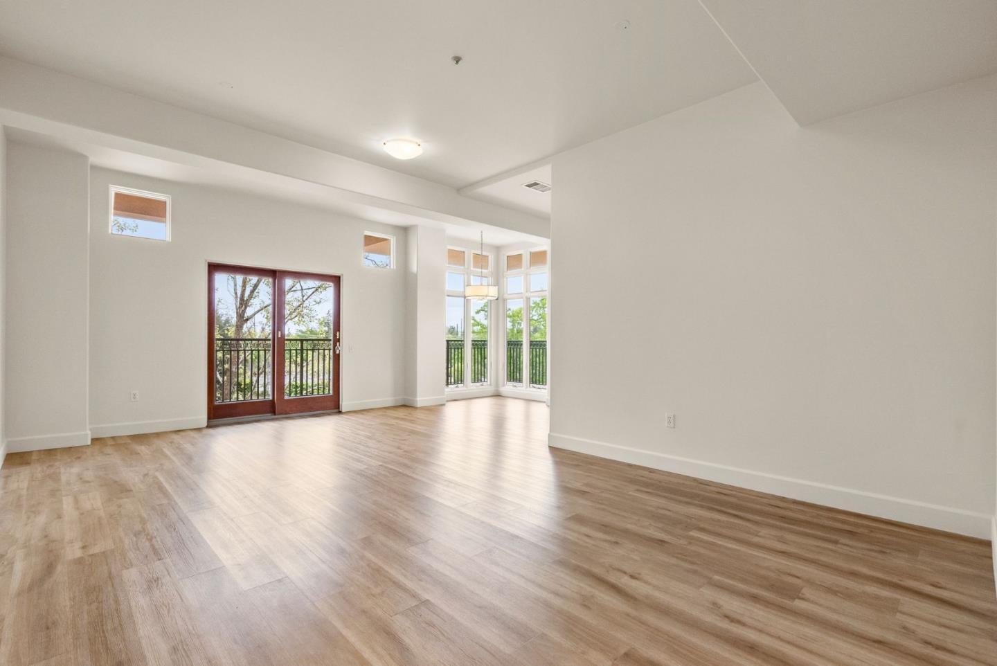 200 Sheridan 304  Palo Alto CA 94306 photo