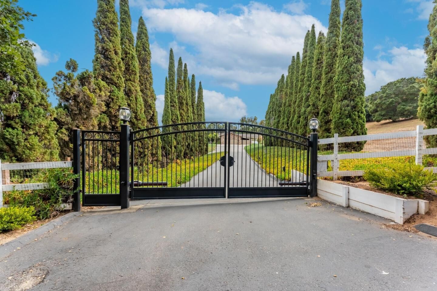 Property Photo:  475 Brown Road  CA 95045 