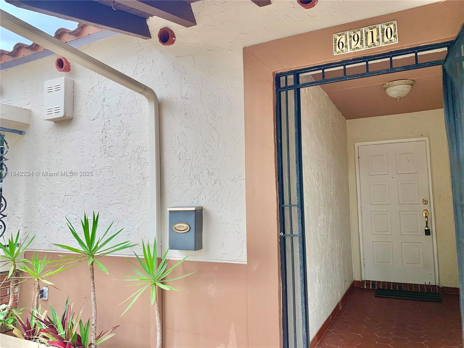 Property Photo:  6910 Holly Rd  FL 33014 