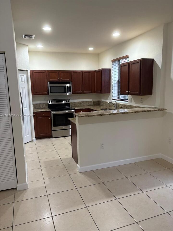 Property Photo:  17370 SW 153rd Ave 17370  FL 33187 