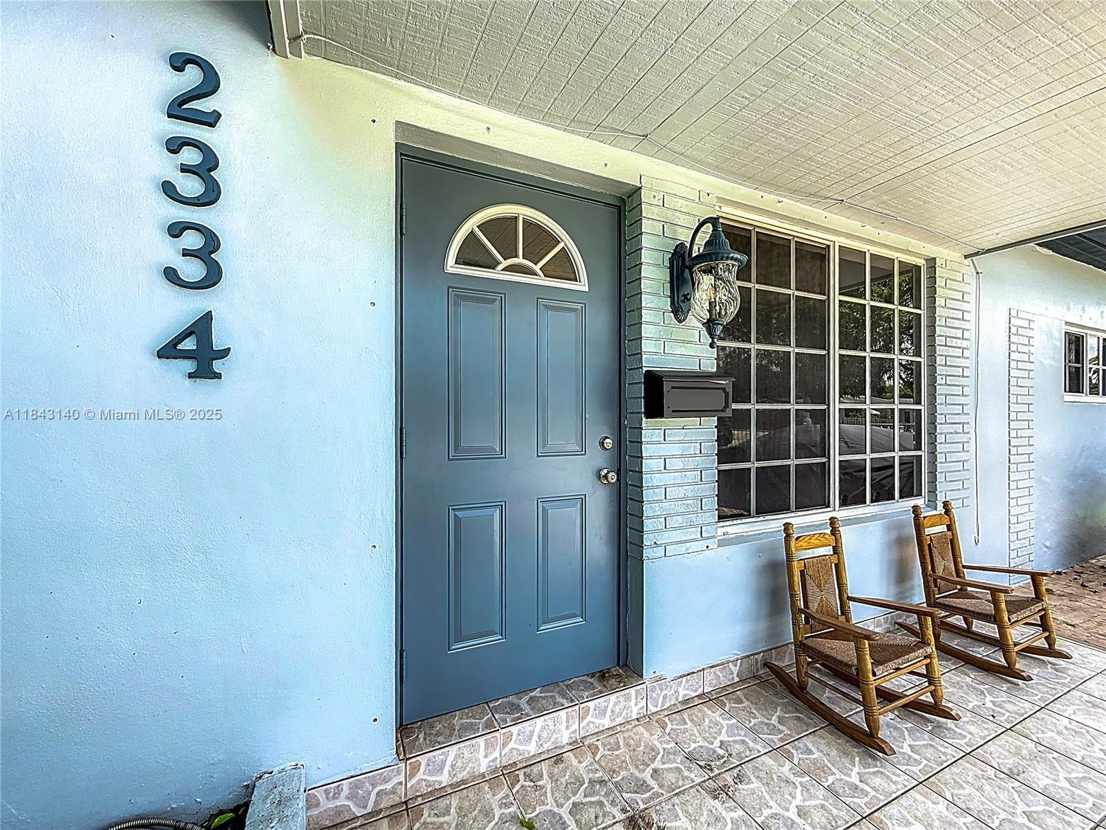 Property Photo:  2334 Pierce St  FL 33020 