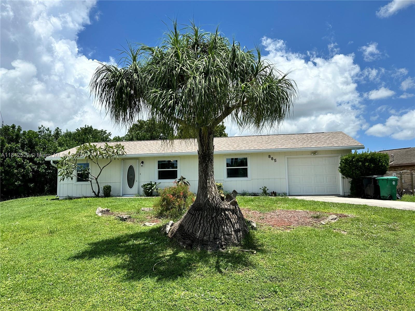Property Photo: