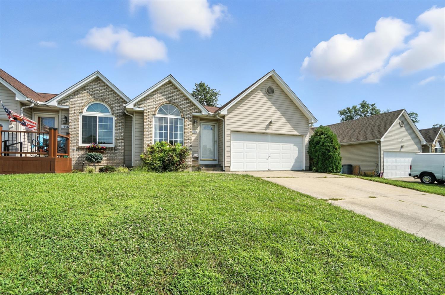 Property Photo: 1452 Fairway Drive IN 47025