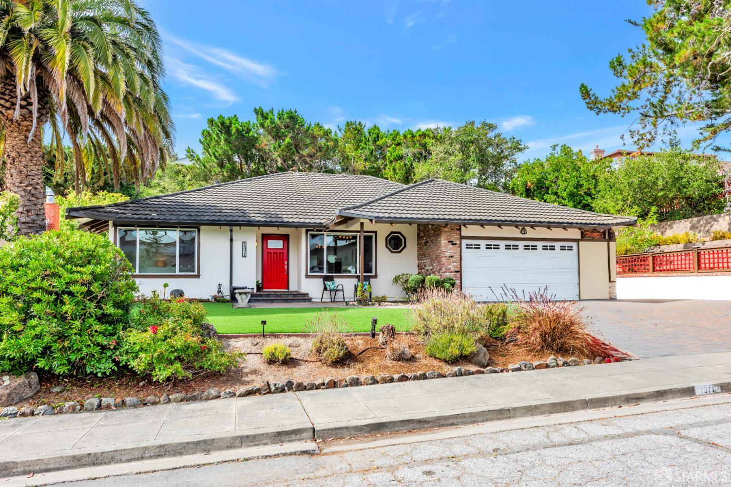 Property Photo:  1371 Encina Drive  CA 94030 