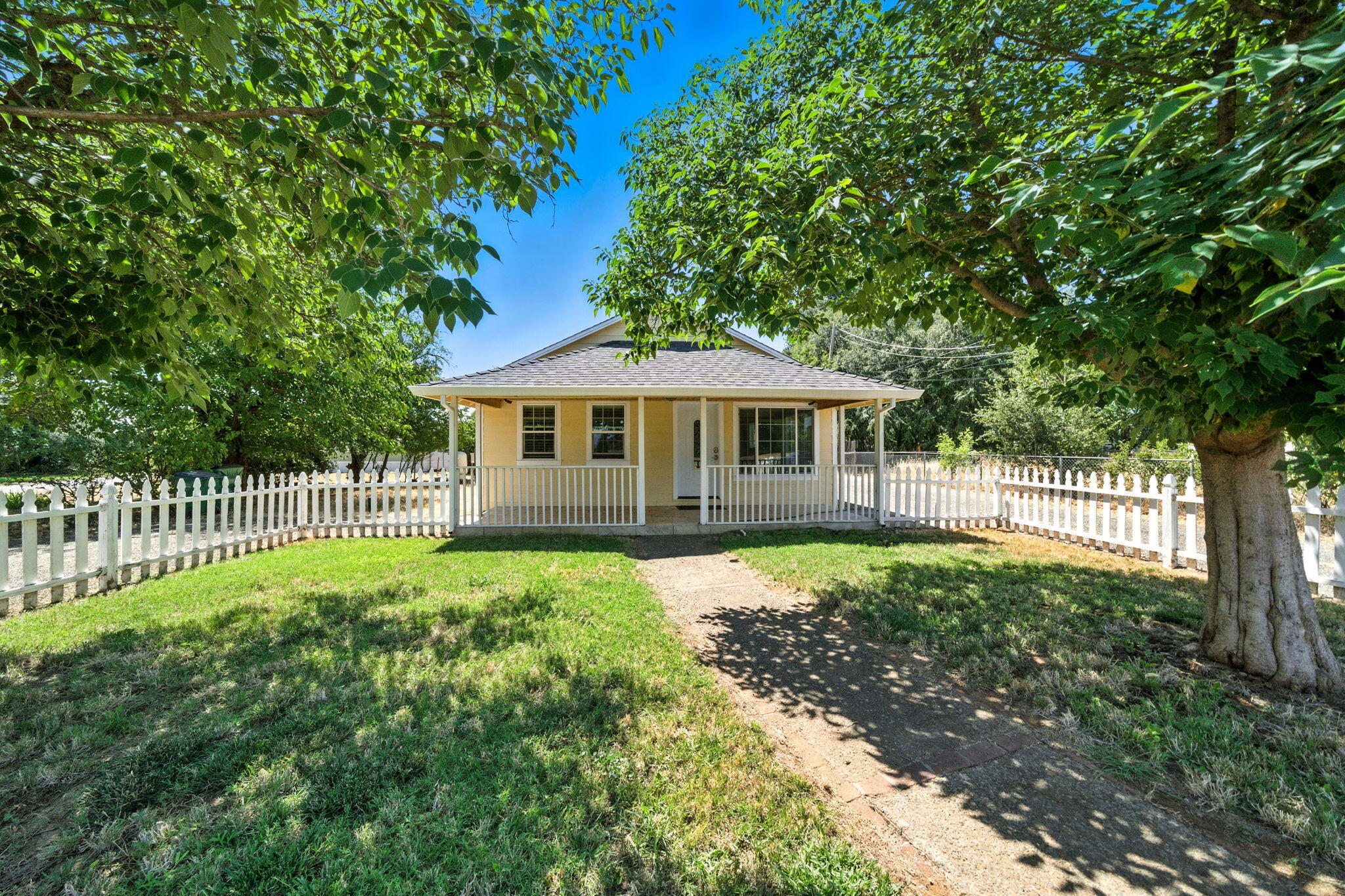 Property Photo:  6594 Clear View Drive  CA 96007 