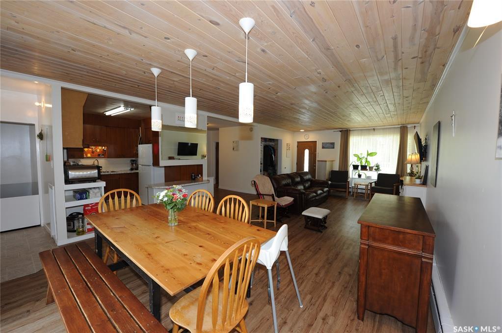 Property Photo: 814 29th Street W SK S7L 0N3