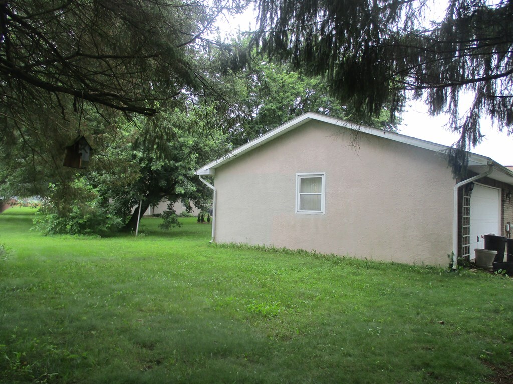 Property Photo:  178 Poplar Street  OH 43143 