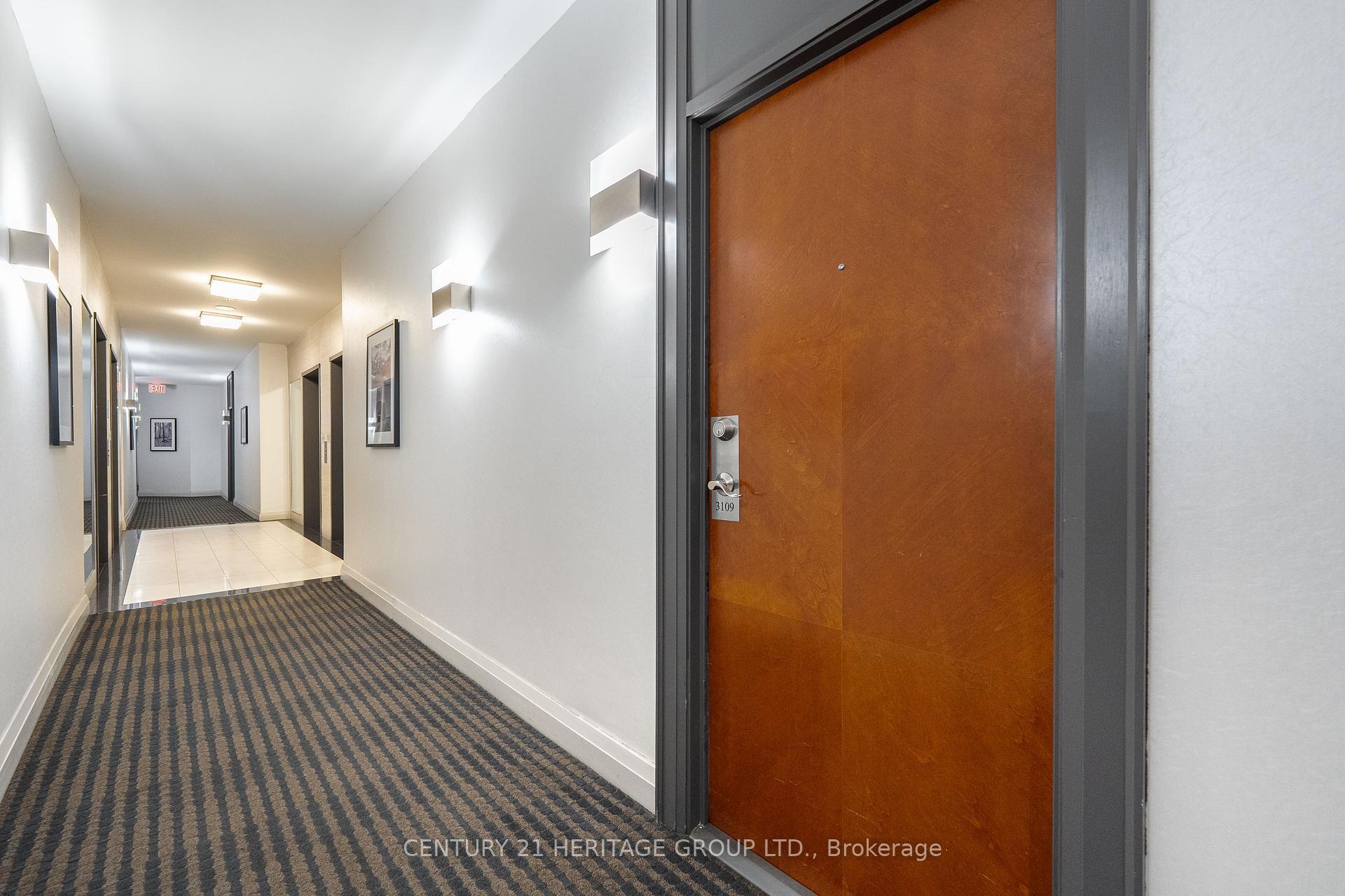 Photo de la propriété: 300 Bloor Street E 3109 ON M4W 3Y2
