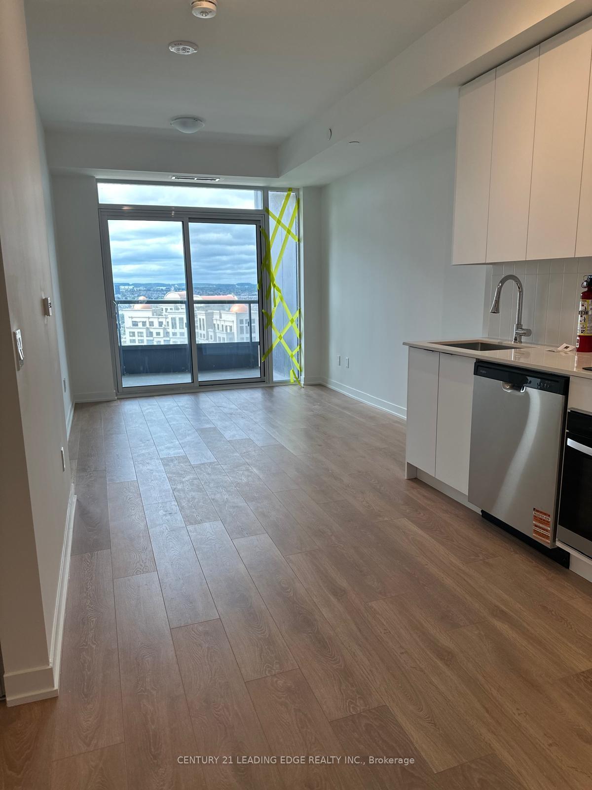 Photo de la propriété: 498 Caldari Road 2027 ON L4K 0R6