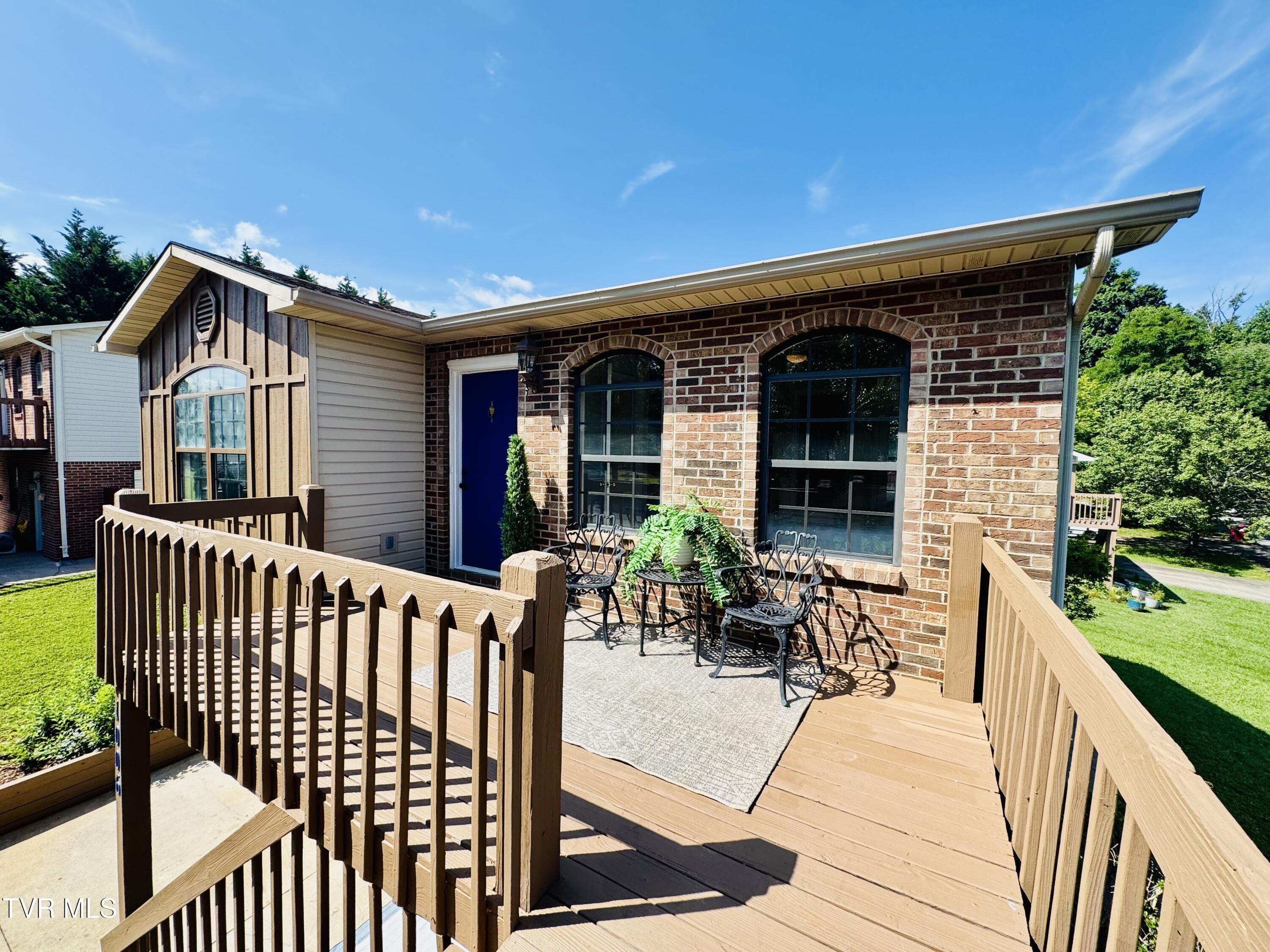 Property Photo:  1006 Phillip Drew Drive  TN 37604 