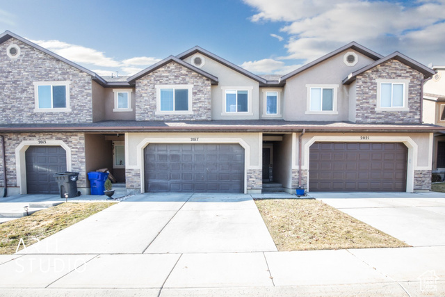 Property Photo: 2017 N Belmont Dr UT 84045