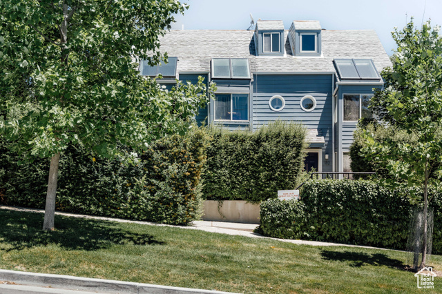 152 N M St E  Salt Lake City UT 84103 photo
