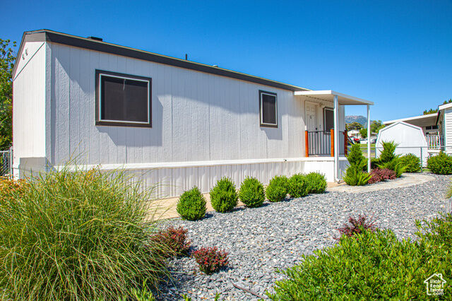 Property Photo: 141 Cushing Way UT 84041