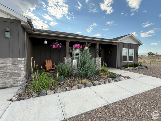 Property Photo:  186 W Aspen Valley Dr  UT 84759 