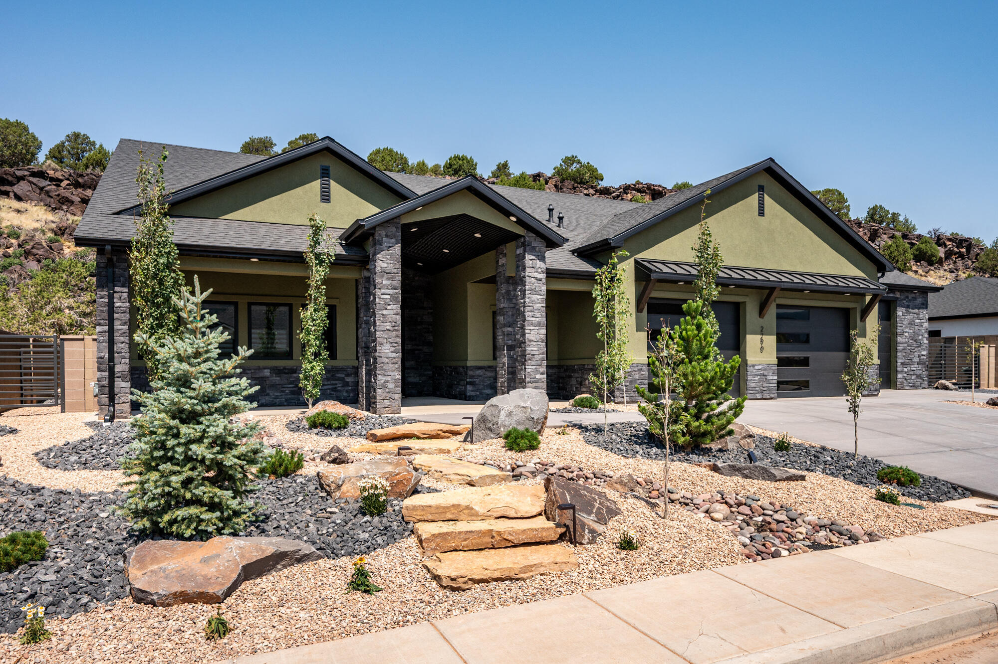 Property Photo: 2290 S Canyon Cir UT 84720