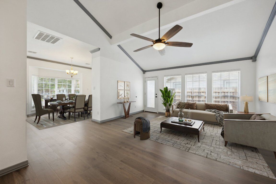 Property Photo: 4506 Glomar Avenue TX 78721
