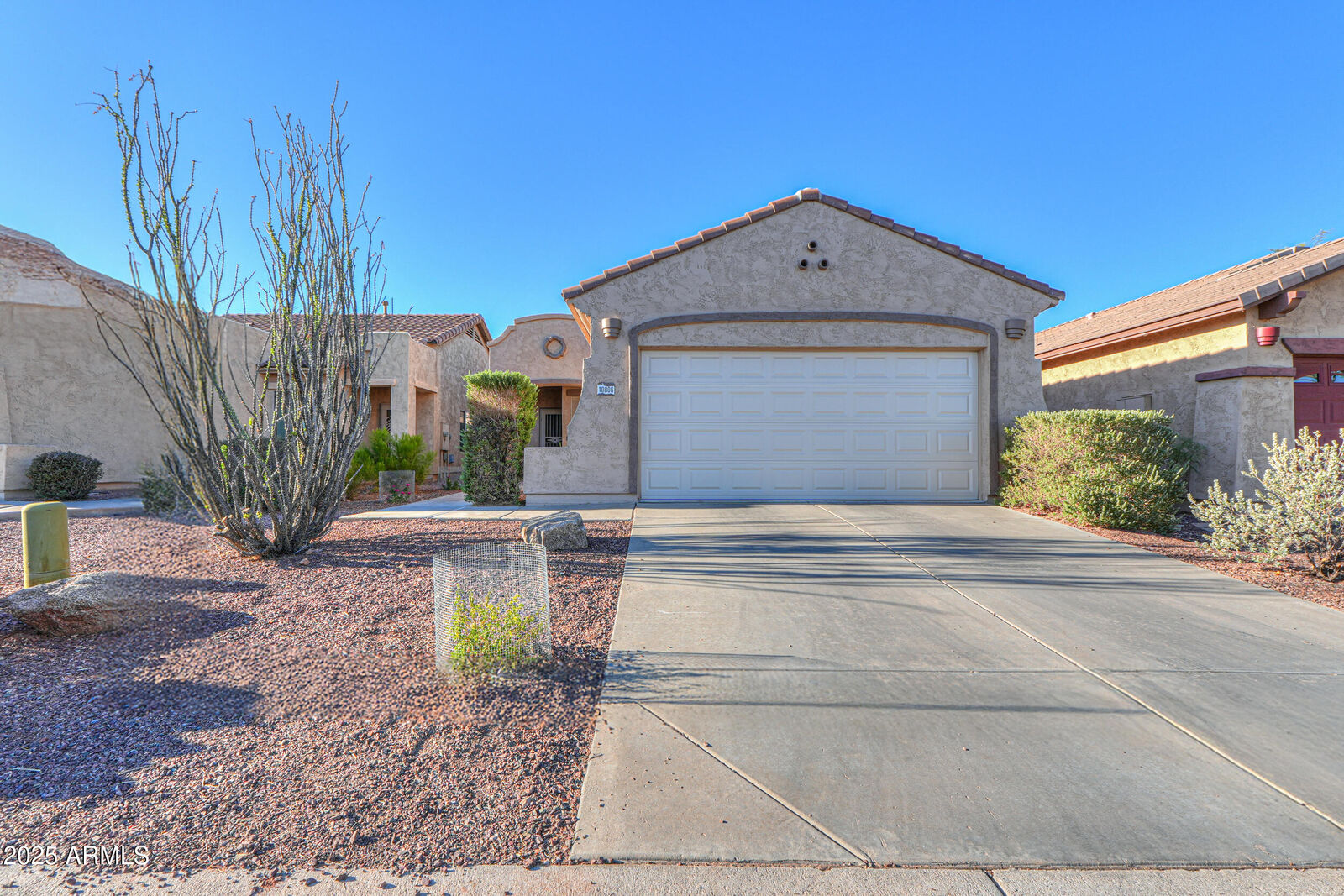 Property Photo: 10806 E Peralta Canyon Drive AZ 85118