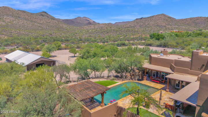 Property Photo: 37660 N Rancho Manana Boulevard AZ 85331