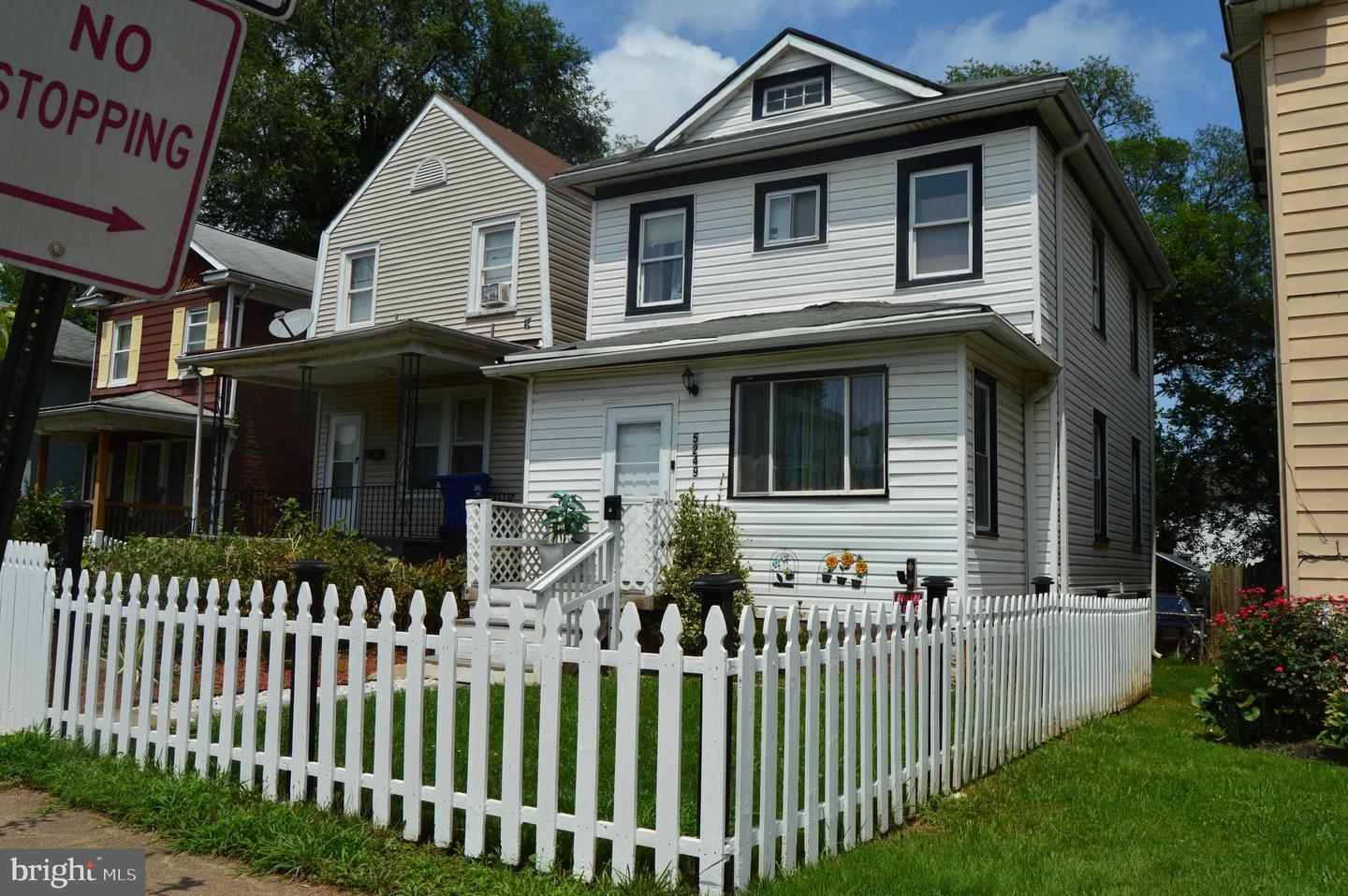 5249 Saint Charles Avenue  Baltimore MD 21215 photo