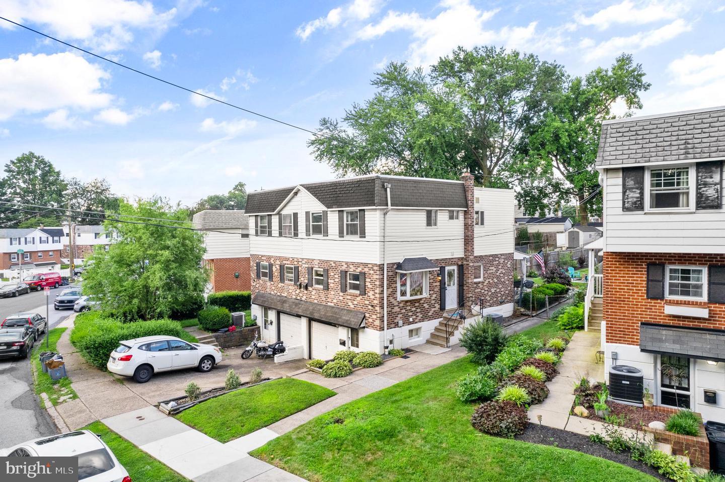 Property Photo: 2679 Winchester Avenue PA 19152