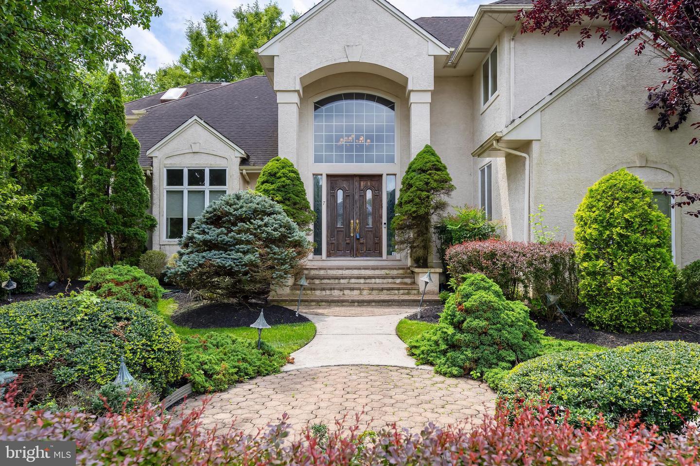 Property Photo: 7 Cameo Court NJ 08003