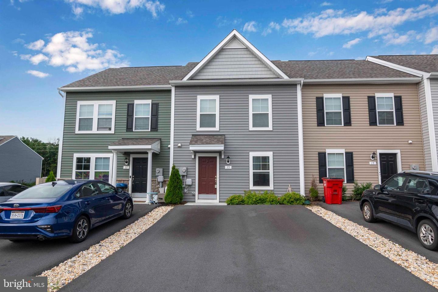 Property Photo:  15 Pitch Pine Ct  WV 25413 
