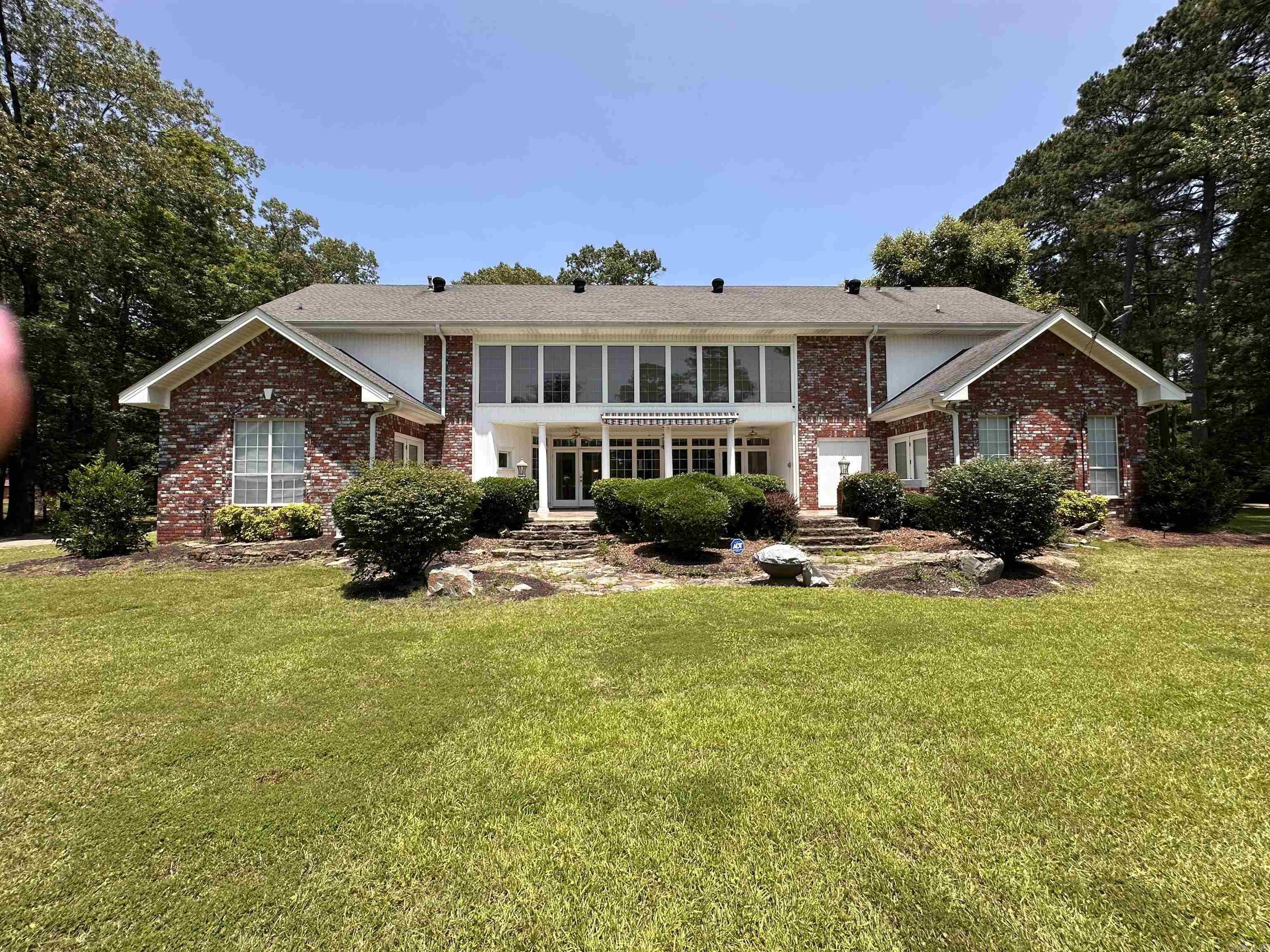 Property Photo: 9 Chinquepin Drive AR 71753