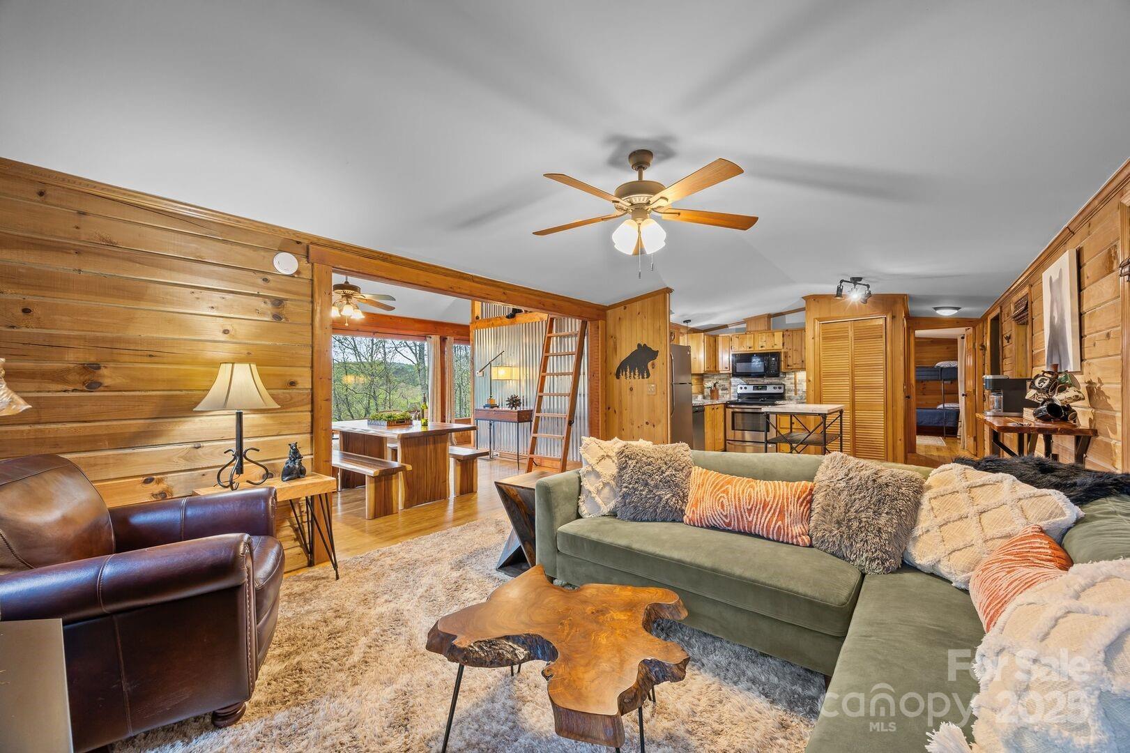 Property Photo: 590 Raven Boulevard NC 28746