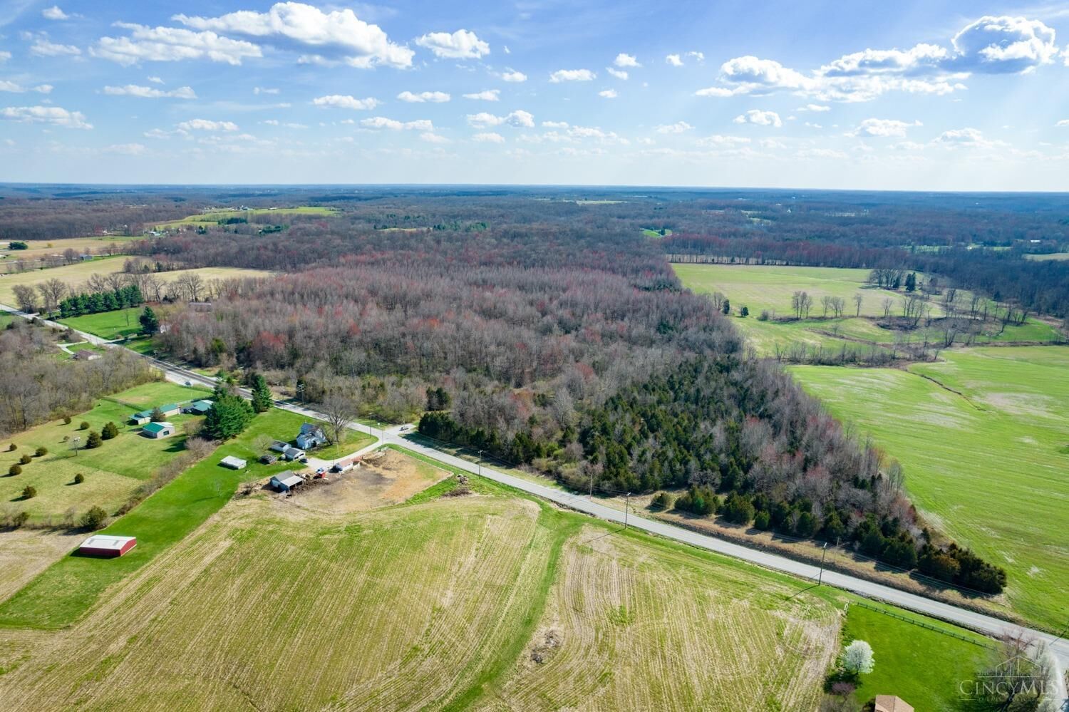 Property Photo:  