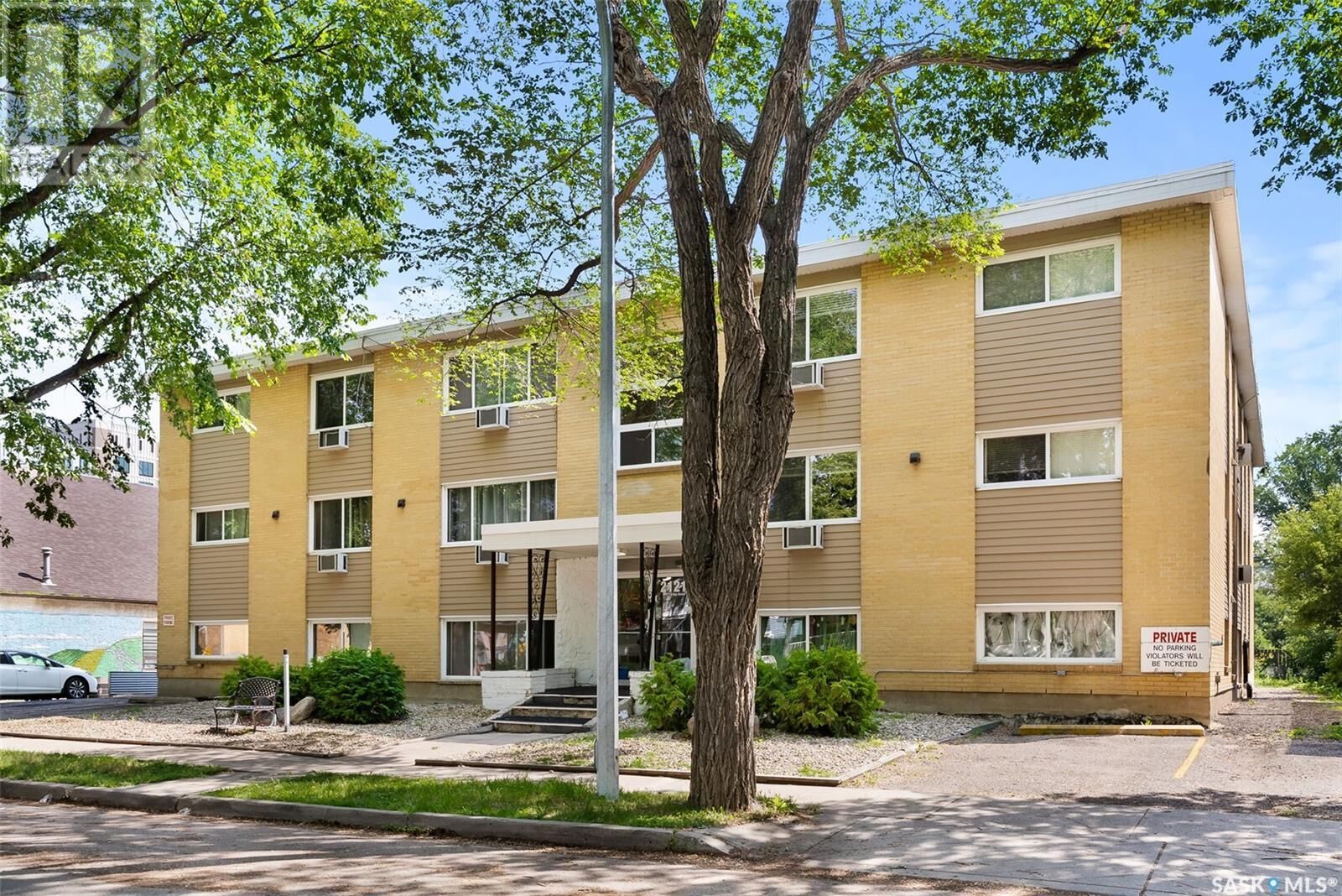 Photo de la propriété:  10 2121 Rae Street  SK S4T 2E8 