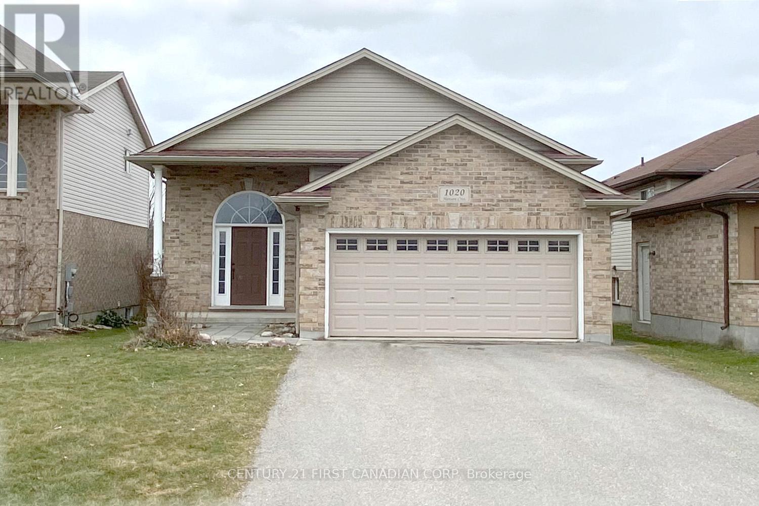 Photo de la propriété: 1020 Hanson Crescent ON N6G 0B9