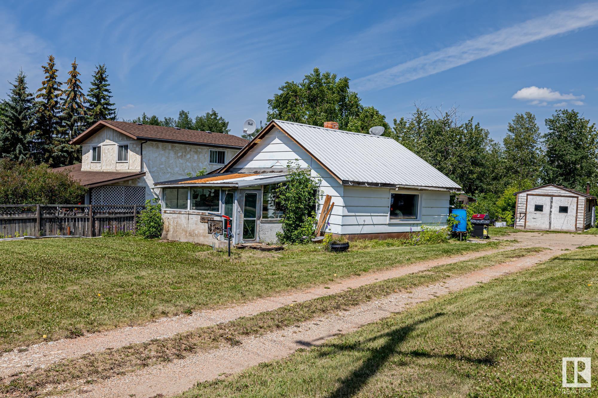 4904 47 Avenue  Onoway AB T0E 1V0 photo