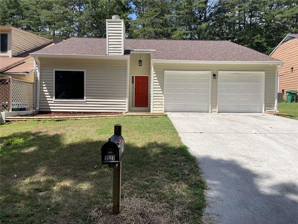 Property Photo: 1521 Dillard Road GA 30088