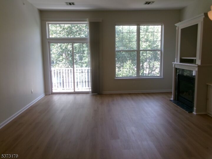 Property Photo: 511 Four Seasons Dr 511 NJ 07470
