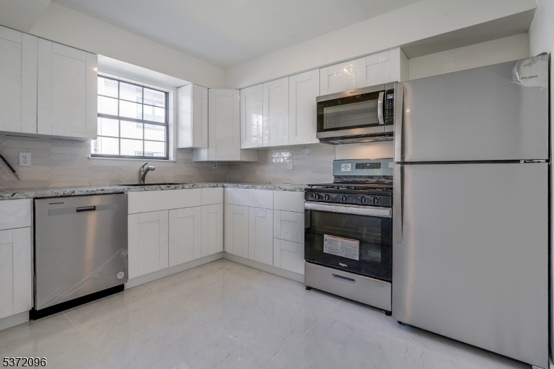 Property Photo: 713 Orlando St NJ 08817