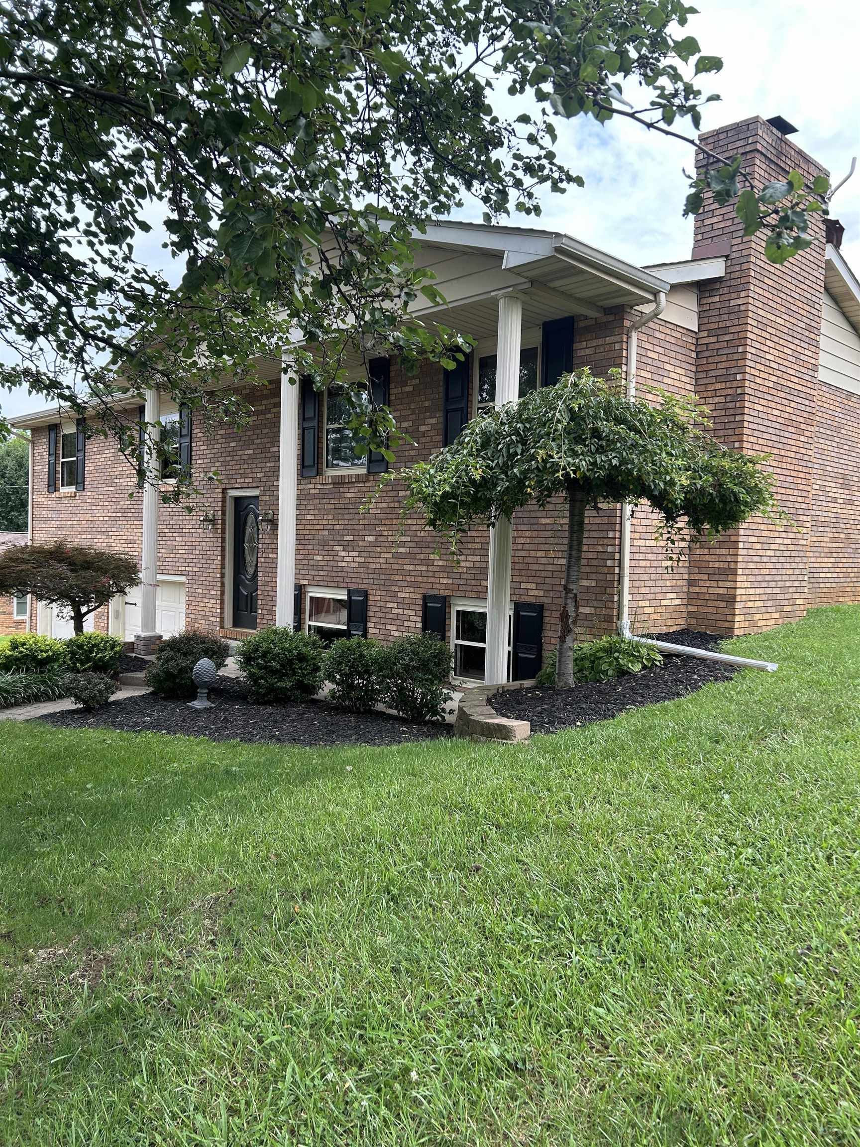 Property Photo: 960 Osage Drive KY 42420