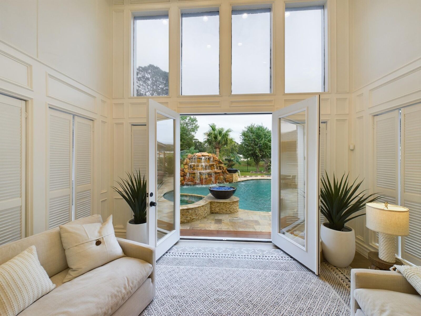 Property Photo: 7702 Antoine Drive TX 77088
