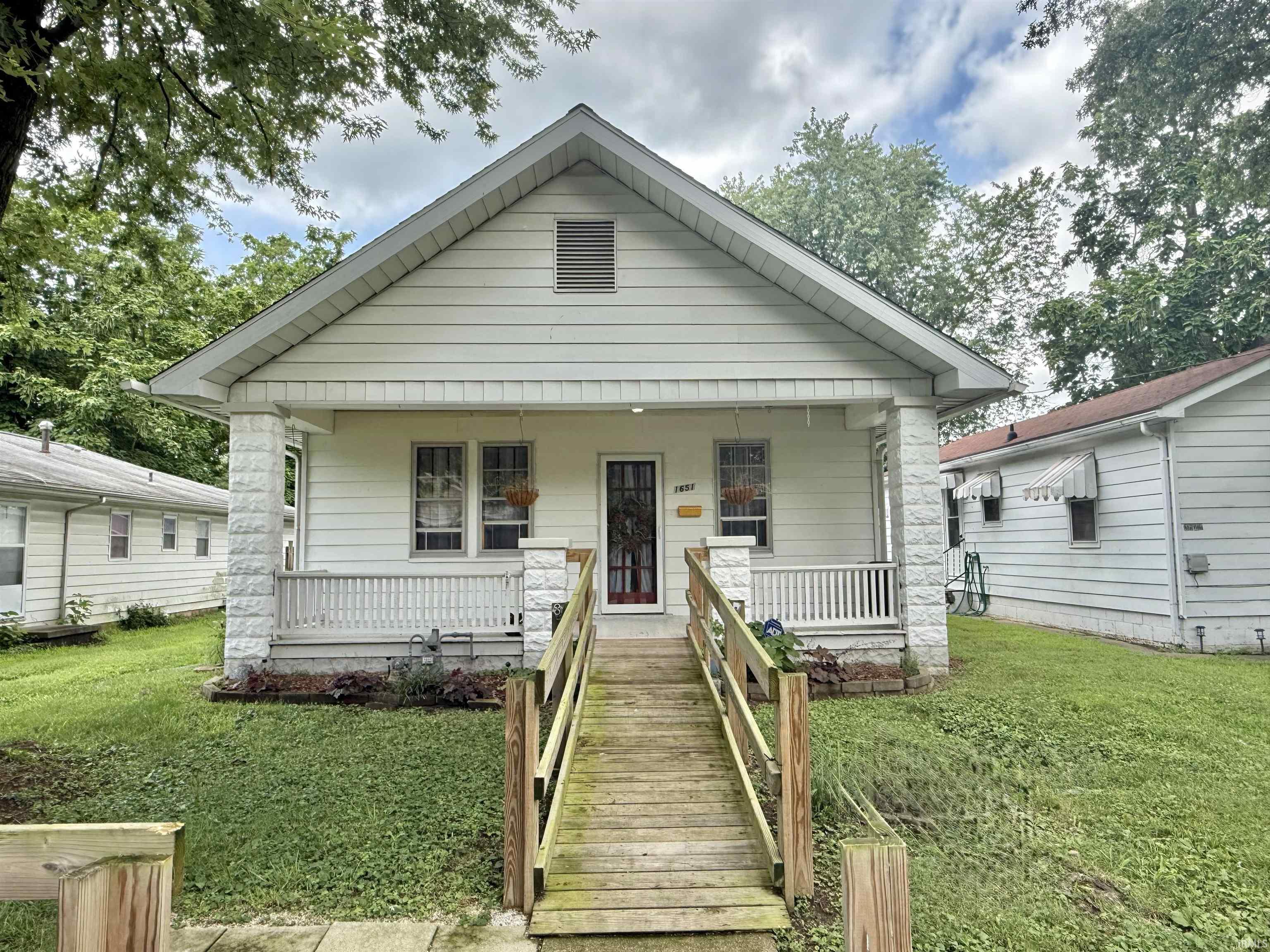 Property Photo:  1651 Edson Avenue  IN 47714 
