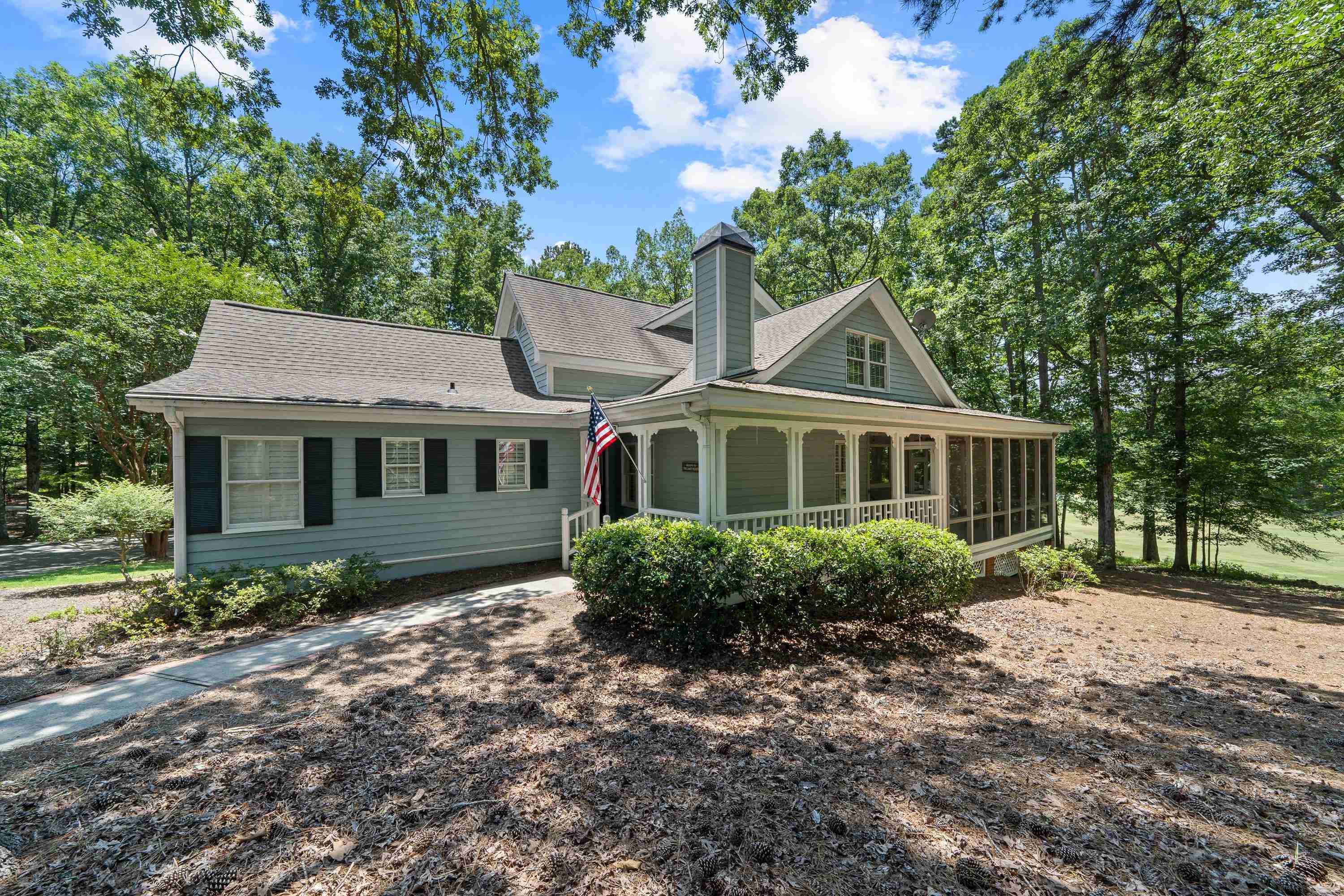 Property Photo:  1015 Planters Trail  GA 30642 