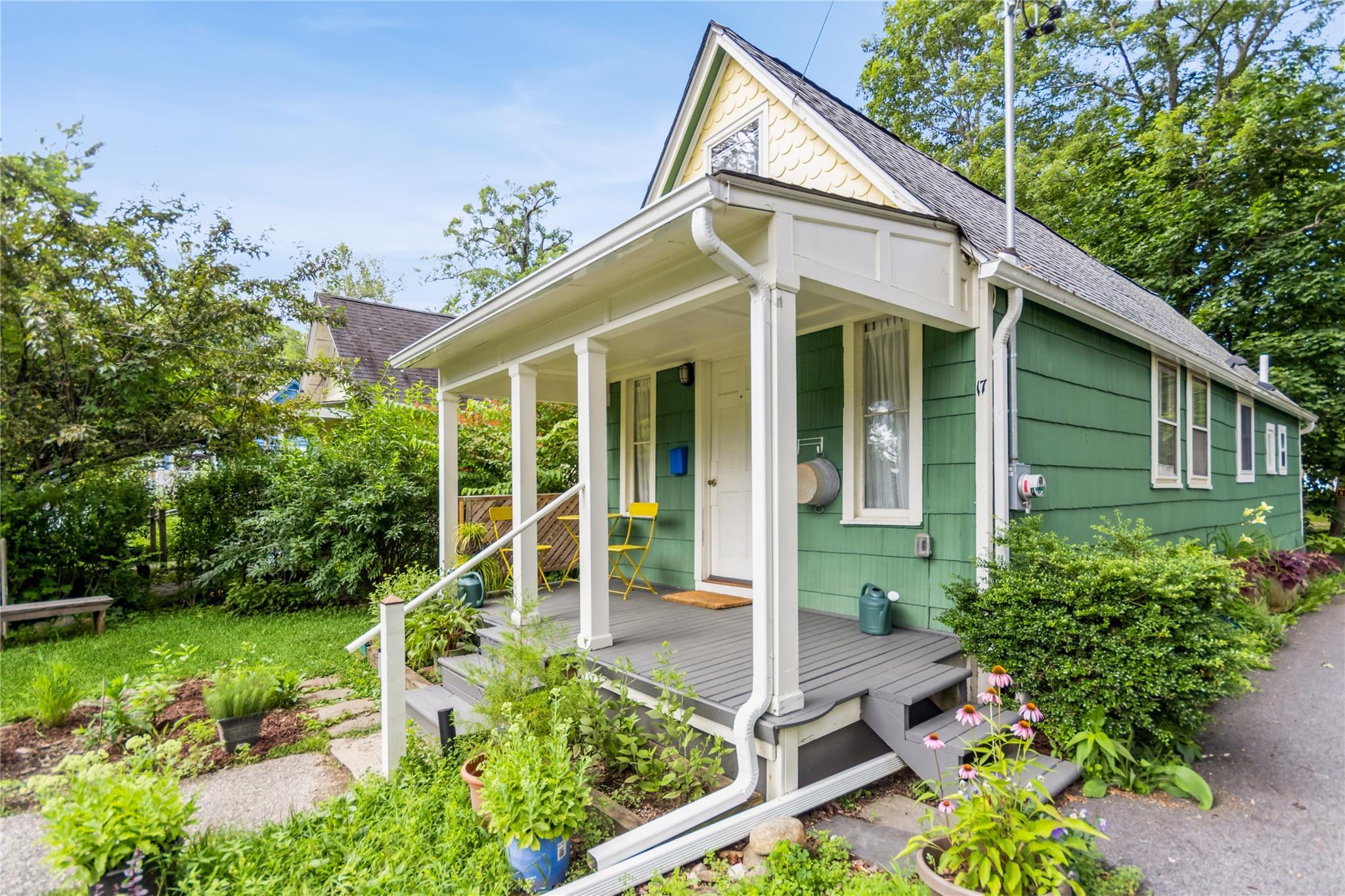 Property Photo: 17 Campwoods Grounds NY 10562