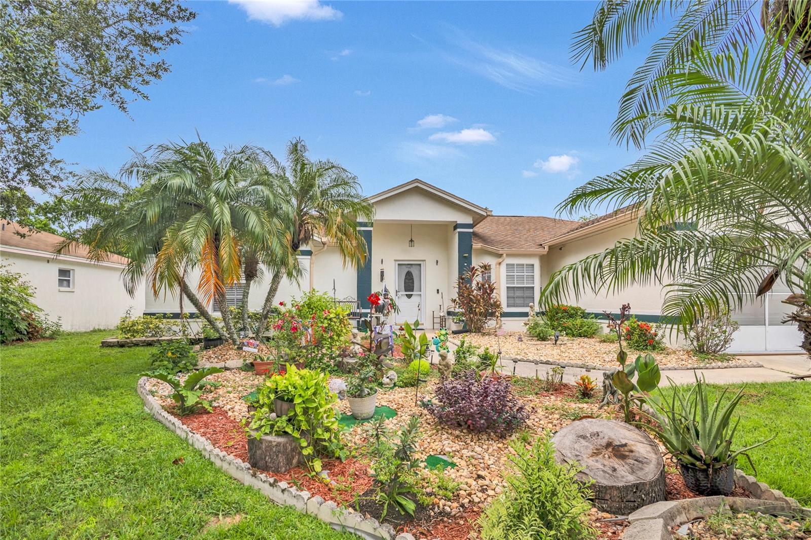 Property Photo:  2925 Timbercrest Place  FL 33810 