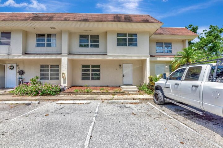 Property Photo: 405 Barlow Avenue 61 FL 34232
