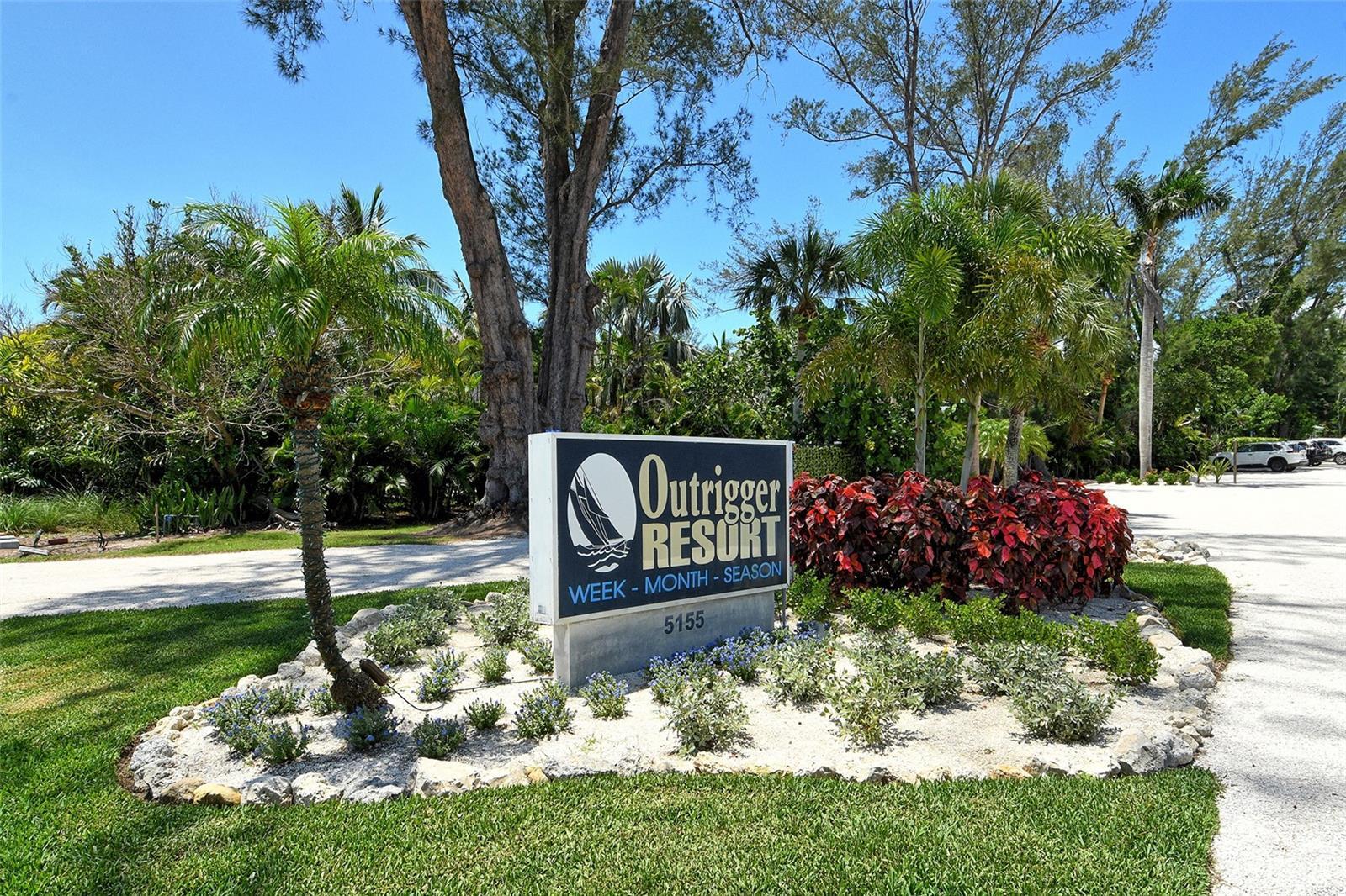 Property Photo:  5155 Gulf Of Mexico Drive 9  FL 34228 