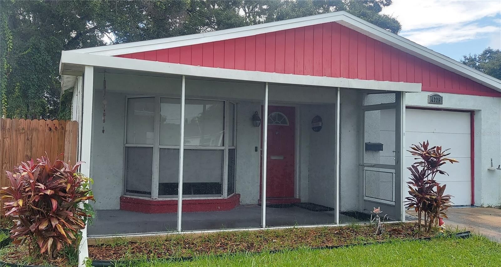 Property Photo:  4725 19th Street N  FL 33714 