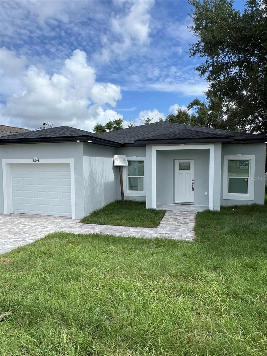 Property Photo: 804 Citrus Ave FL 33844
