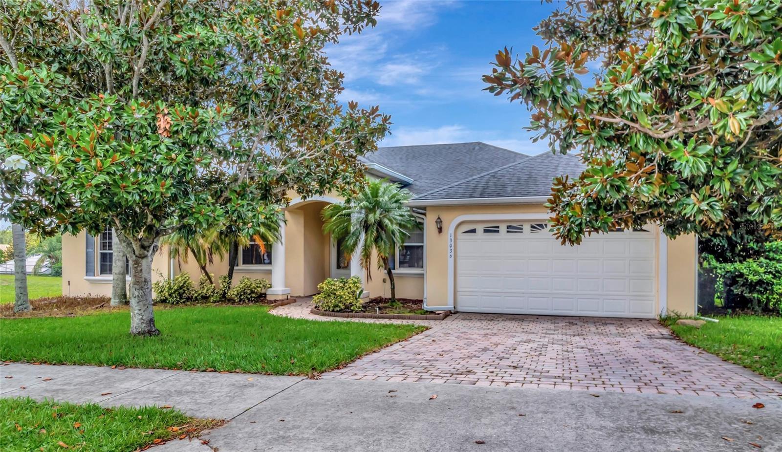 Property Photo: 13036 Baybrook Lane FL 34711